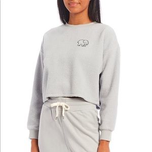 NWT Ivory Ella Long Sleeve Graphic Fleece Sweatshirt Small